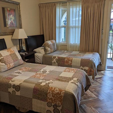 Los Gatos Garden Inn Hotel Kültér fotó